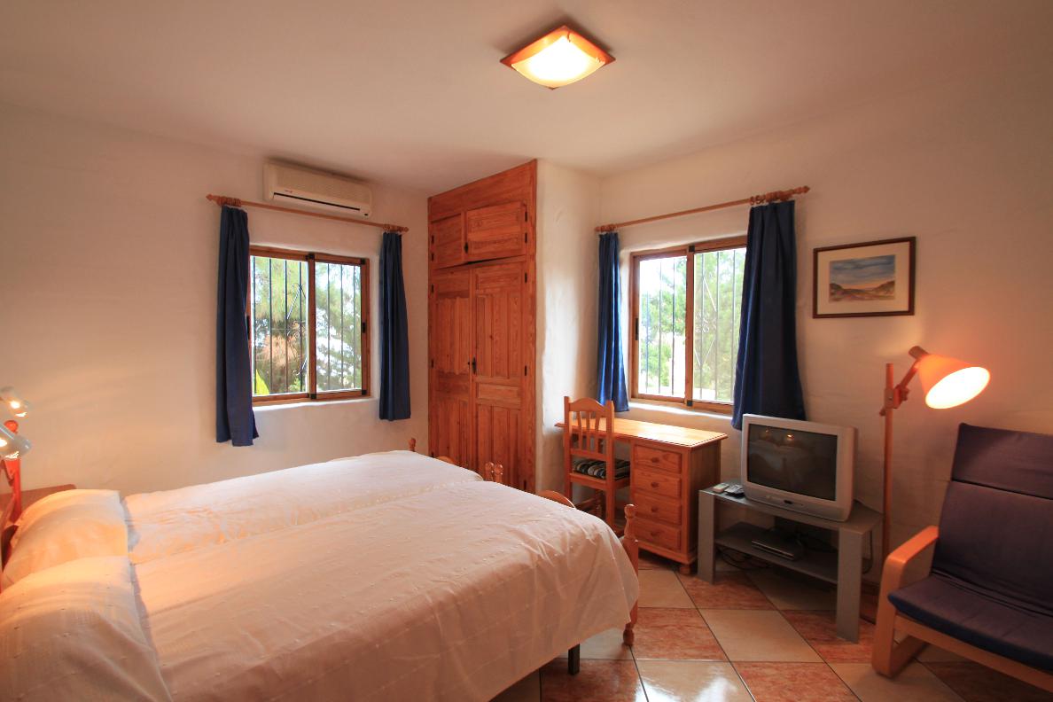 18  Schlafzimmer nach Süden